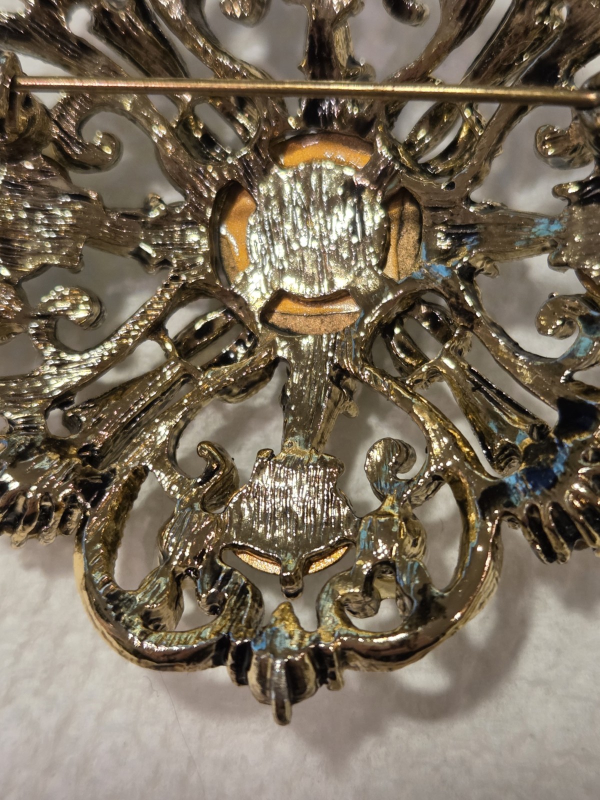 Vintage Blue & Green Rhinestone Gold Tone Filigree Hearts Flower Brooch Pin