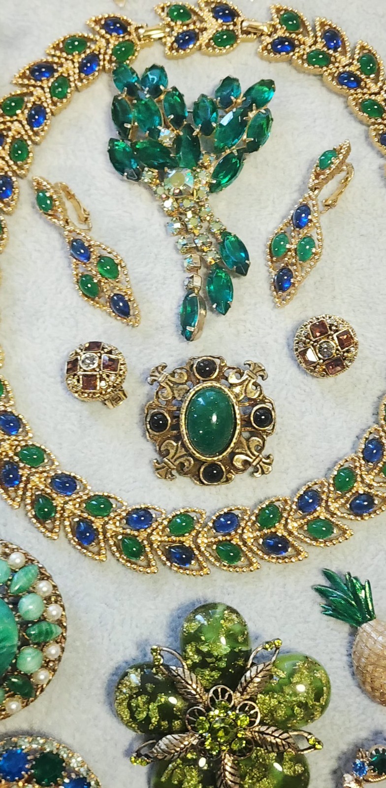 VtgJewelry Lot 23pc Juliana #9094 Joan Rivers Graziano Regency Craft Avon C855