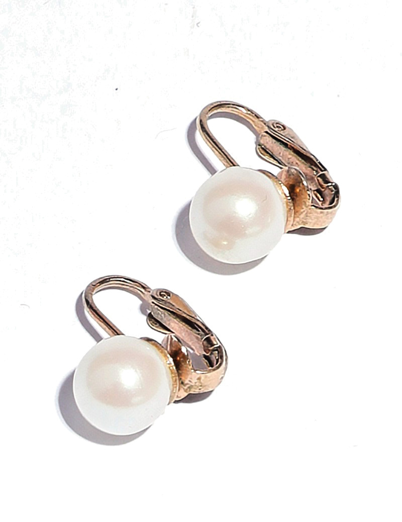 Vintage large Cultured Pearl Earings gold tone clip-on clasps, 1cm pearl