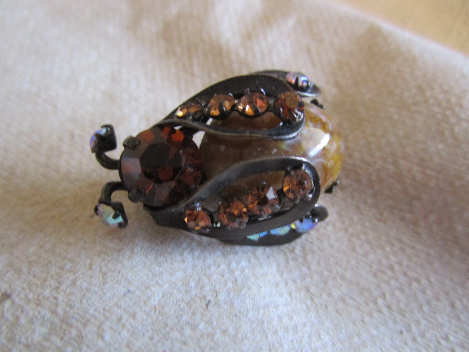 Unsigned Warner Vintage Bug Brooch, Brown/white rhinestone dark metal FE24-19