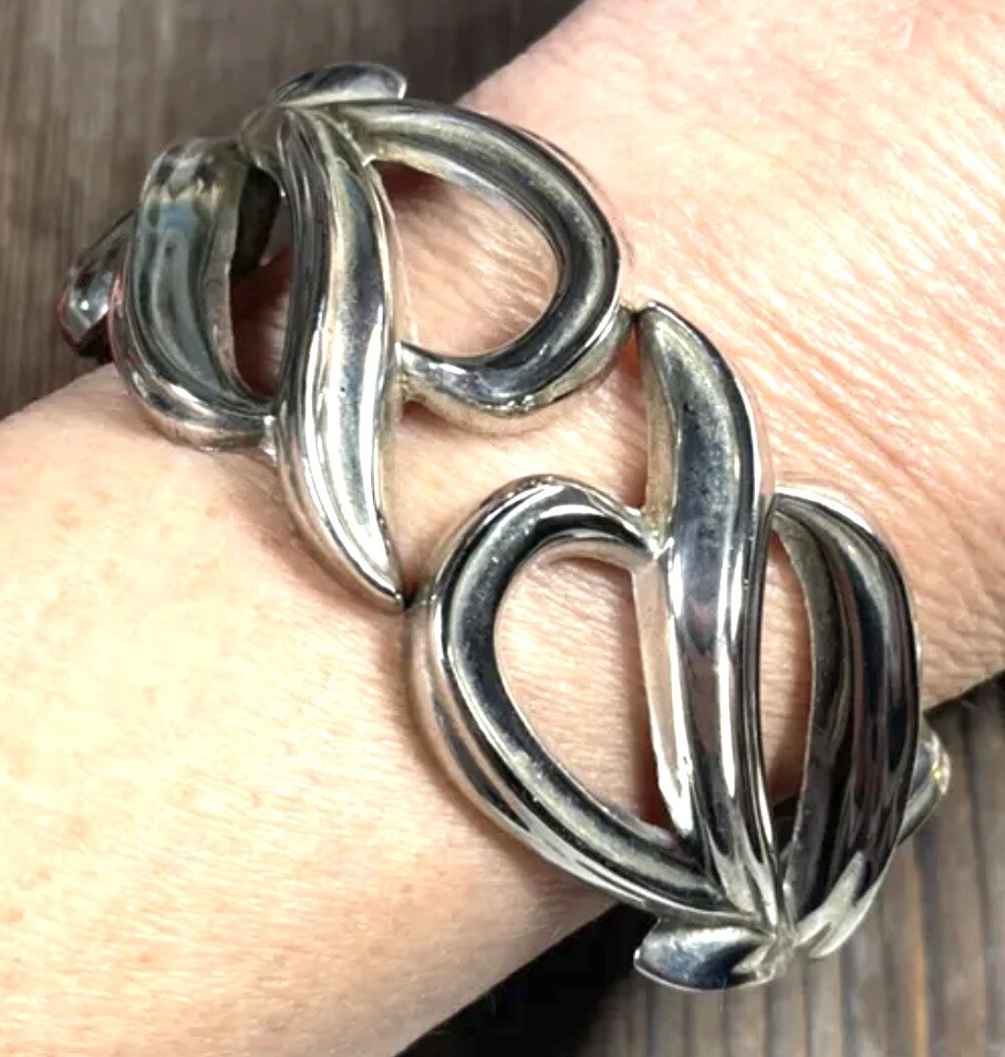 Clamper Bangle Bracelet Silver Tone Open Swirl hinged 7” VTG Bold