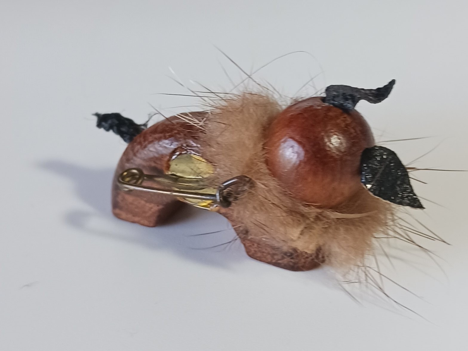 Vintage Wood, Fur, Leather, Rhinestone Animal Creature Brooch – Lion?