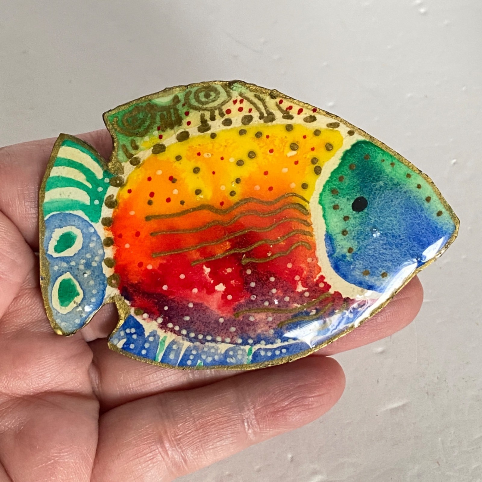 DJB Colorful Fish Watercolor Hand Painted Gold Rim Resin Pin Brooch 3x2in
