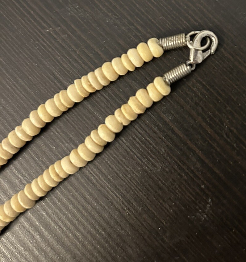 Vintage Boho Surfer Wooden Bead & Cowrie Shell Necklace 16.5 In Choker Tan