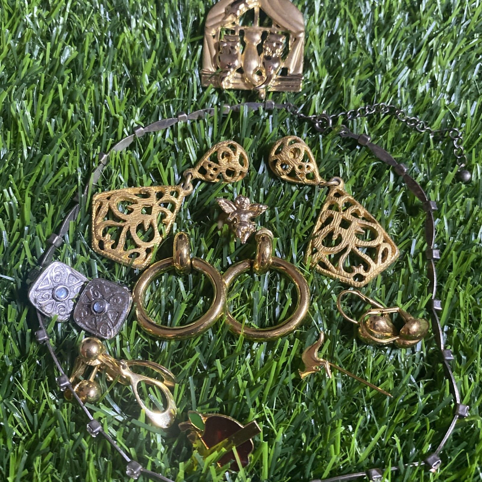 Vintage Costume Jewelry Lot Mixed Brands Like Avon Monet Some Unbranded