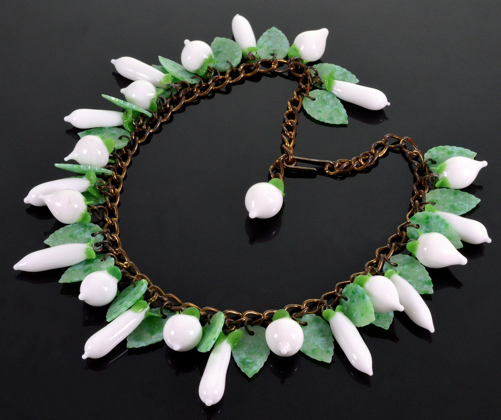 ANTIQUE FRENCH POURED GLASS CHAIN NECKLACE C.1920