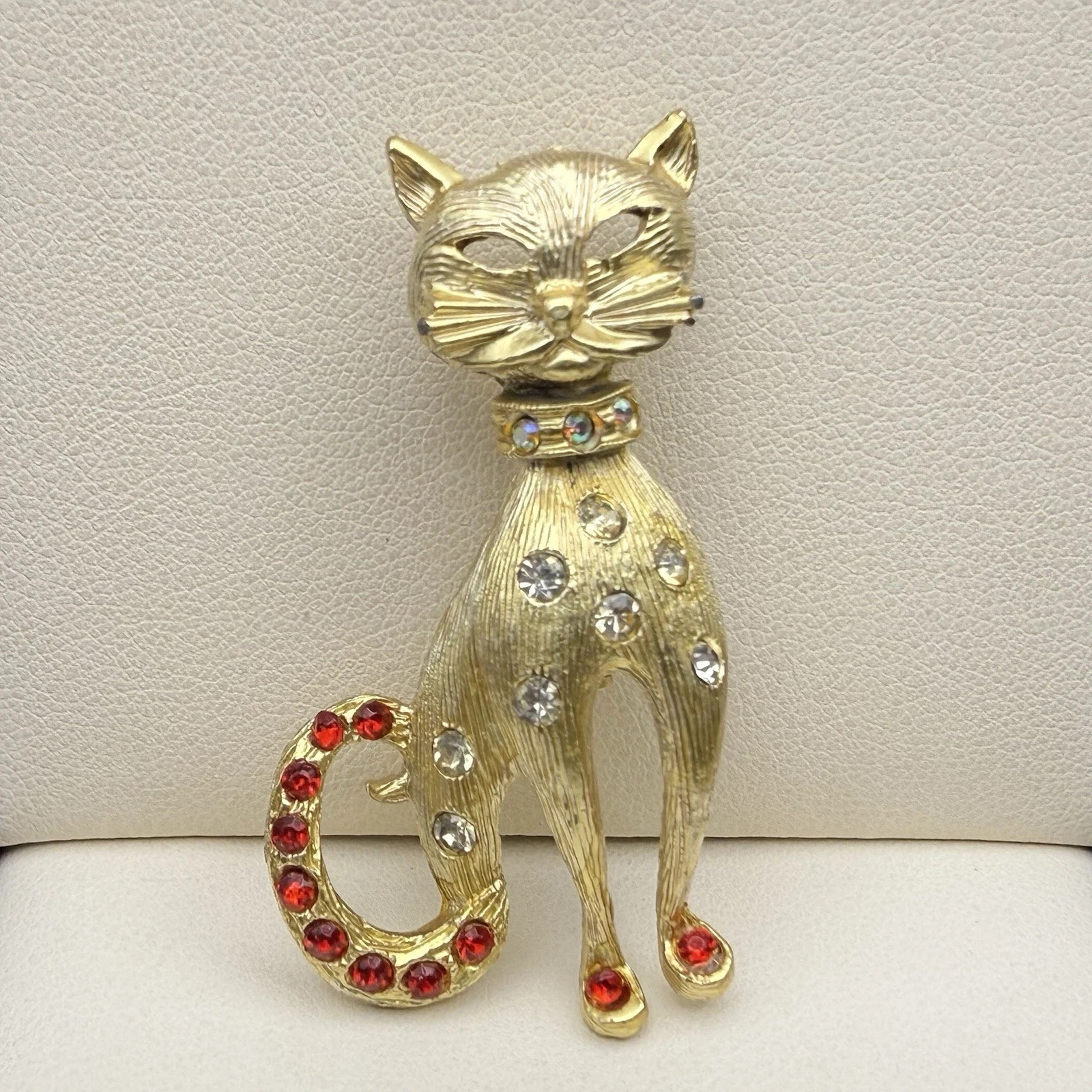 Vintage AB Crystal Kitty Cat Brooch Red Rhinestone Tail Etched Gold Tone MCM Pin