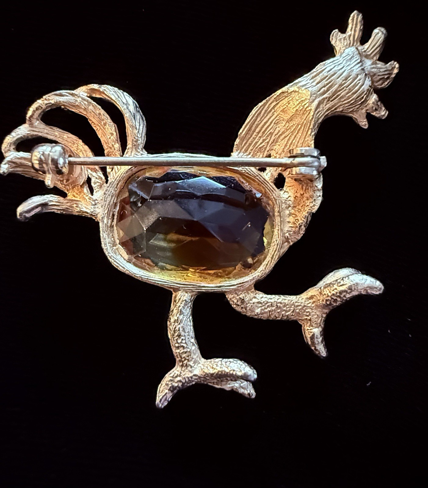 Vintage Faceted Citrine Glass Belly & Red Eye Golden Tone Rooster Brooch Coro?