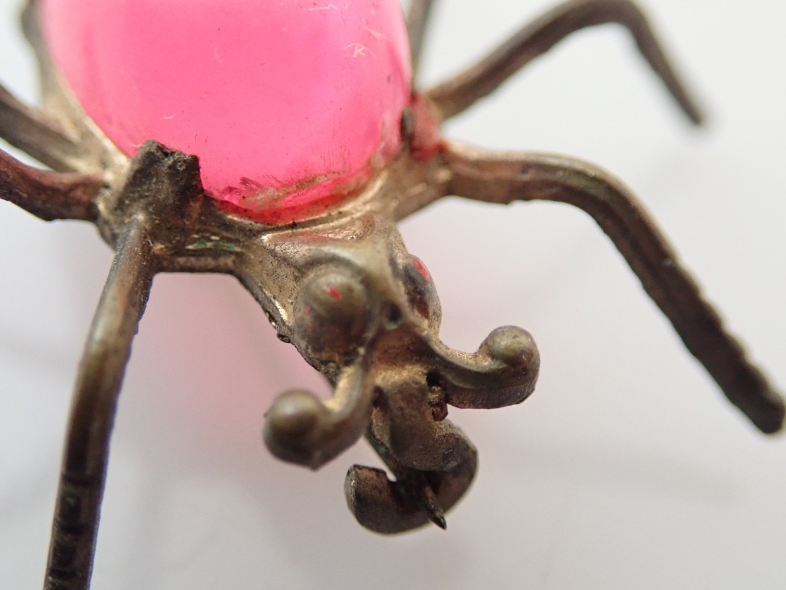 Vintage Pink Lucite Jelly Belly Spider Bug Brooch Pin