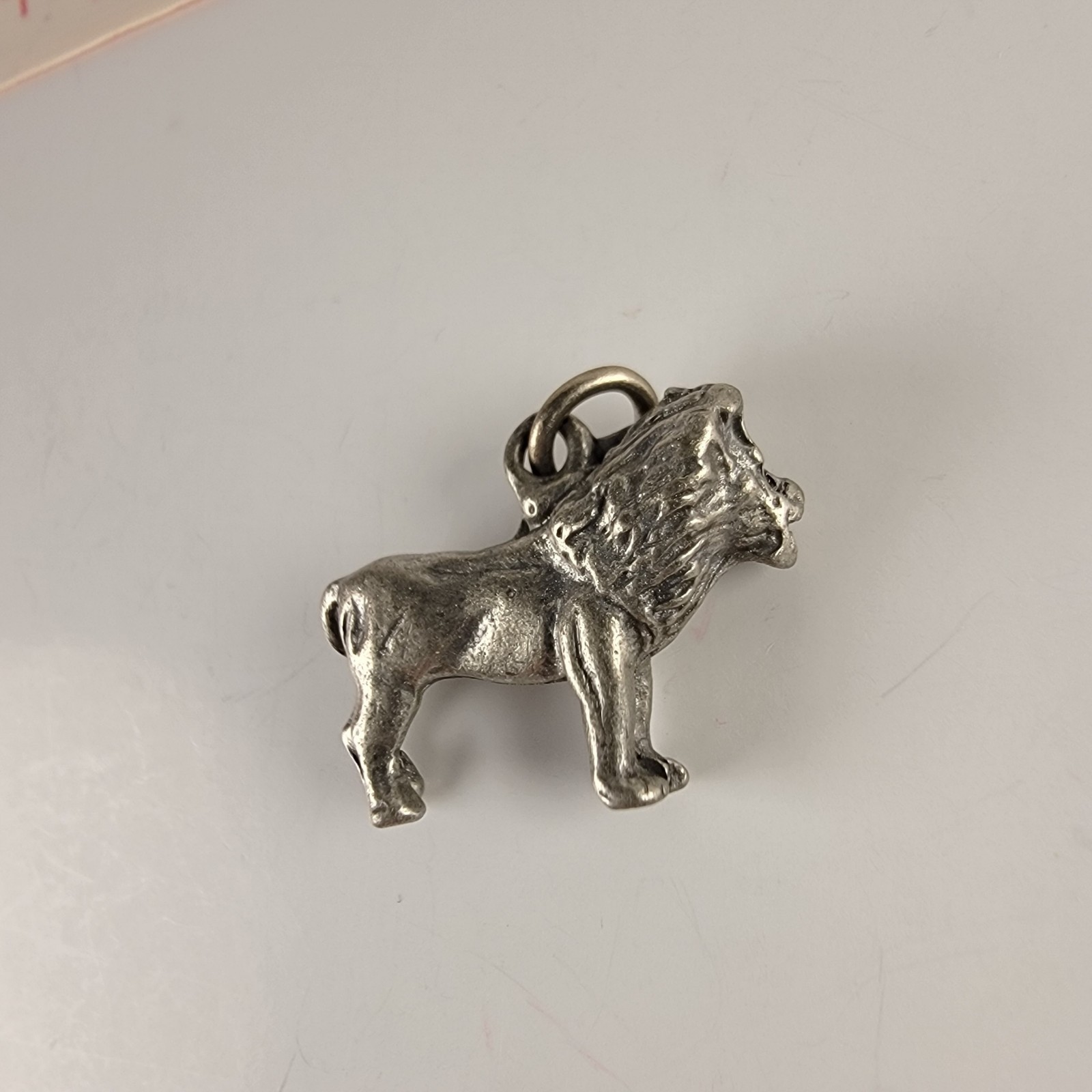 VINTAGE STERLING LION CHARM PENDANT LION COUNTRY SAFARI SOUVENIR