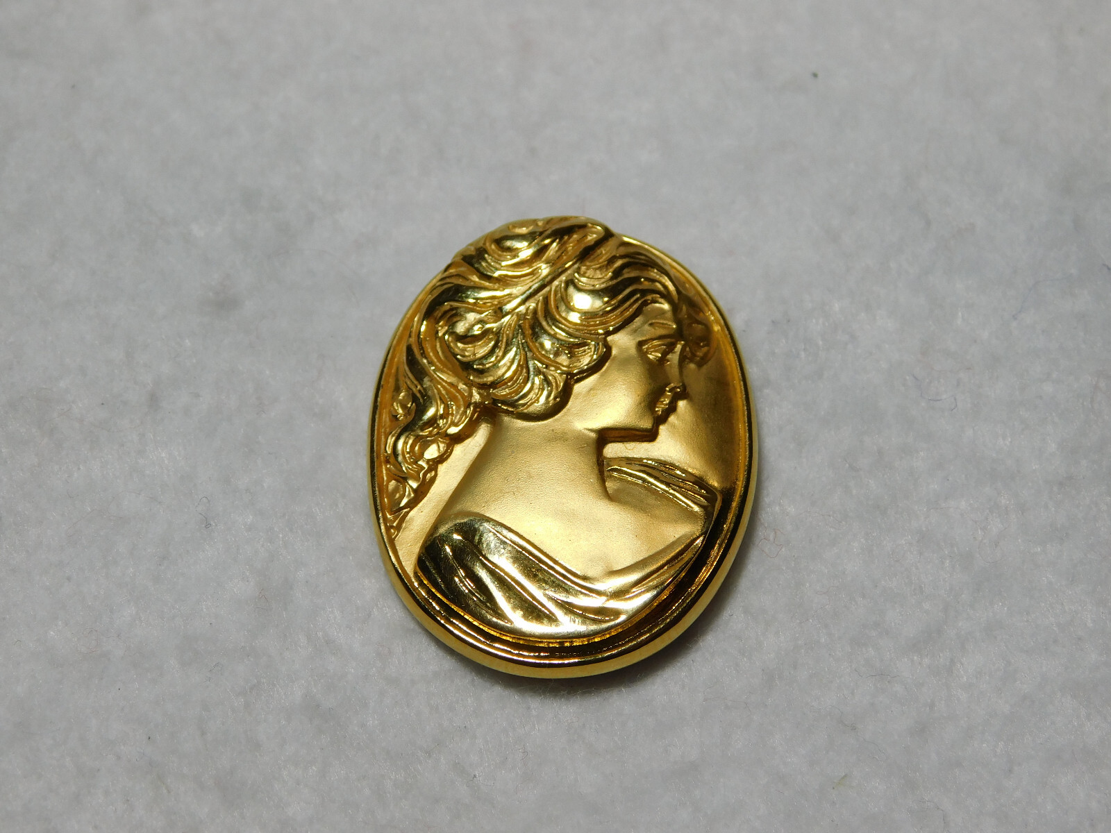 Vintage Solid Gold Tone Cameo Style Brooch From an Estate Auction
