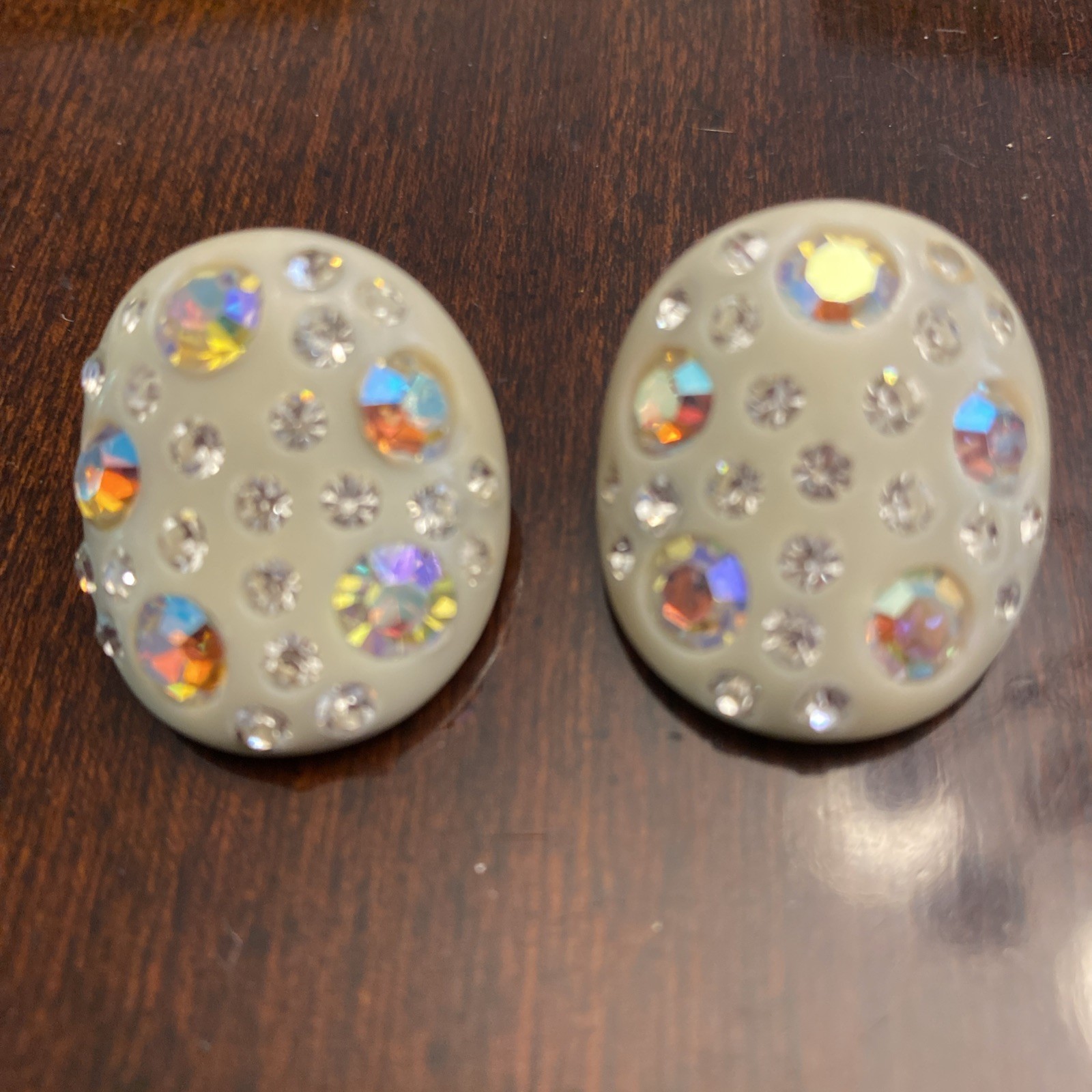 Vintage Weiss Aurora Borealis Thermoplastic/Celluloid Earrings
