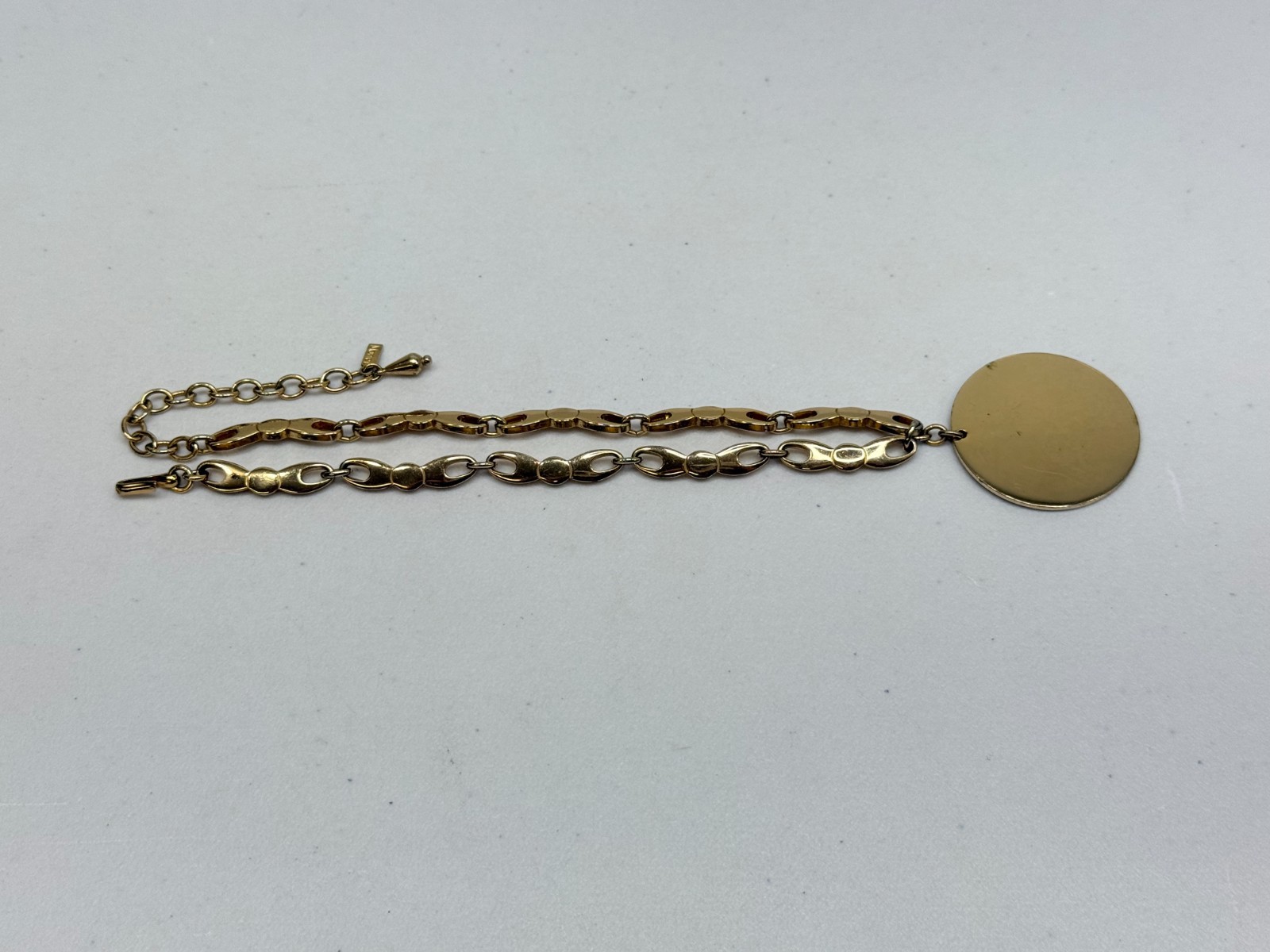 Vintage Signed Monet Round Pendant Necklace Gold Tone Choker 13-16 inch Chain