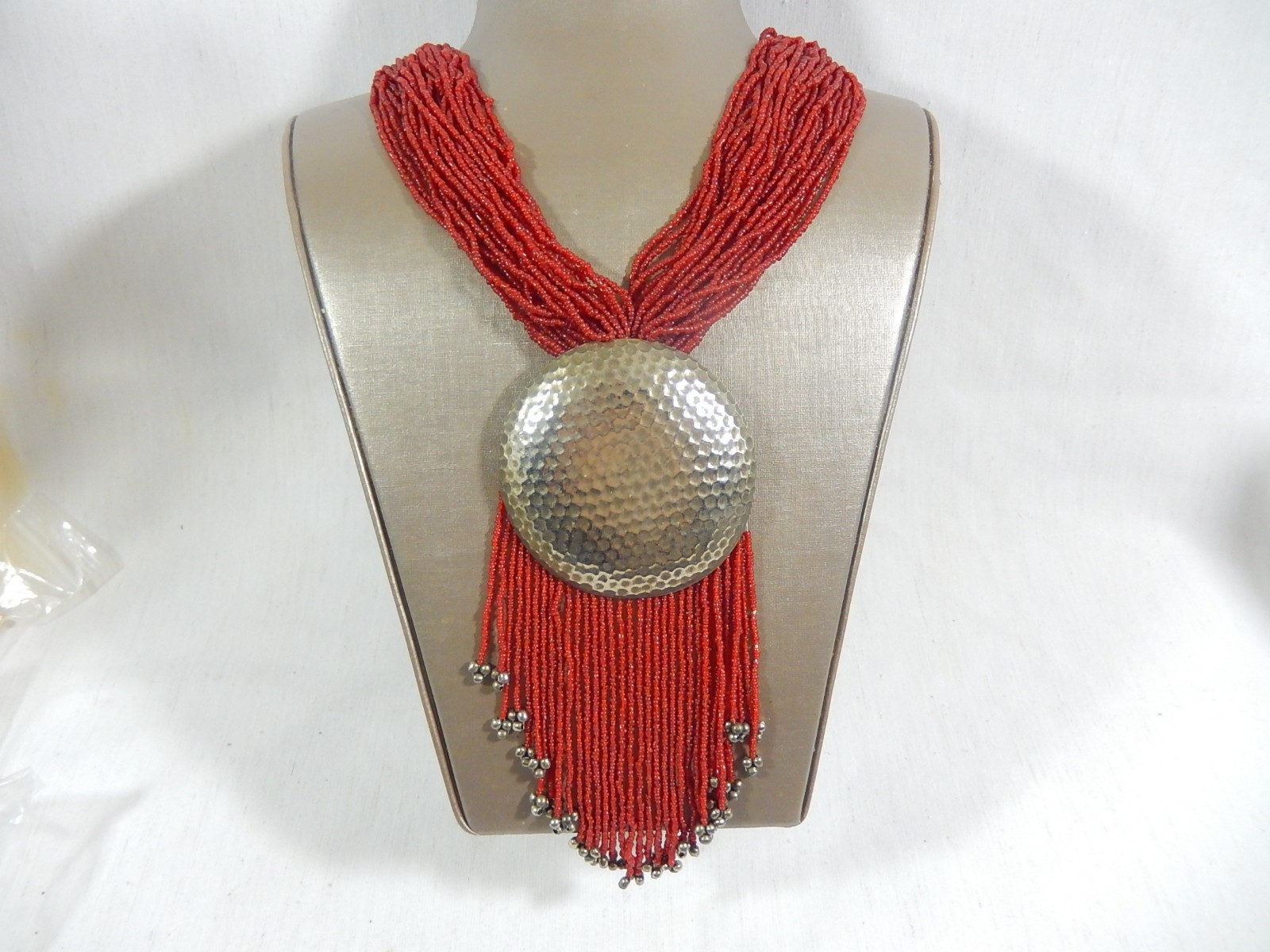 VTG MASSIVE TRIBAL CORAL GLASS BEAD SILVER TONE FRINGE NECKLACE BIB STATEMENT
