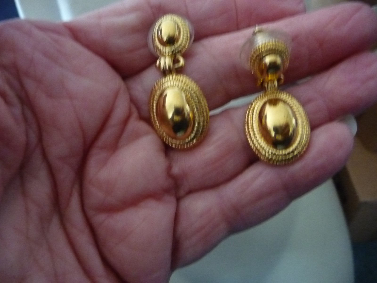MONET 1 1/4”L DANGLE GOLD TONE PIERCED EARRINGS #20/14