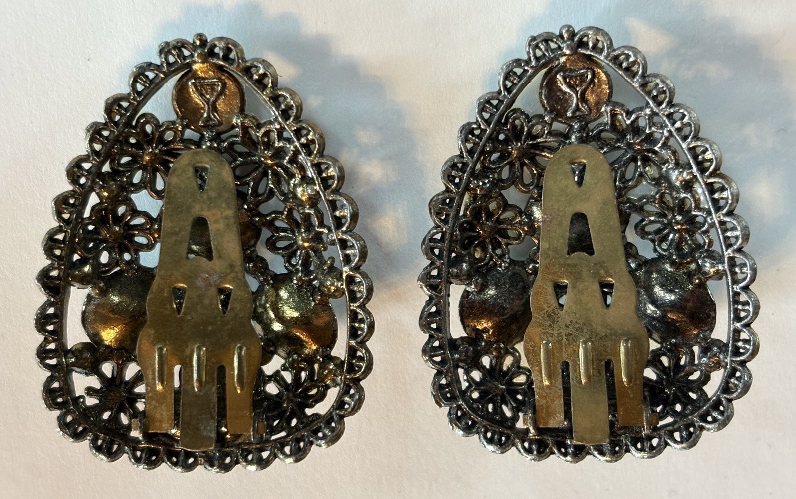 Pair Early 1900’s Vintage New England Glass Works Emeralds Green Dress Clips