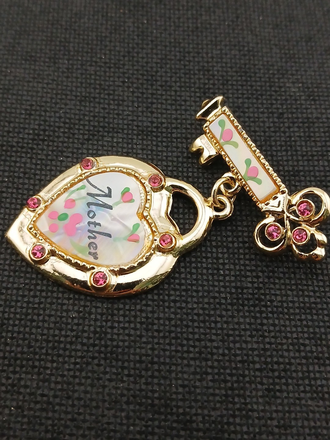VINTAGE M.O.P. pink stones hand painted flowers Key dangle heart mother BROOCH