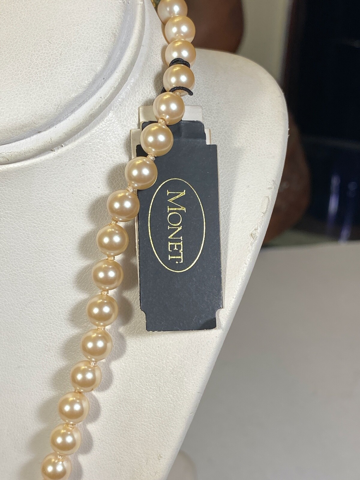 Monet NWT 30″ Faux Pearl Necklace 6mm Very Light Blush w/ Beige Undeertones