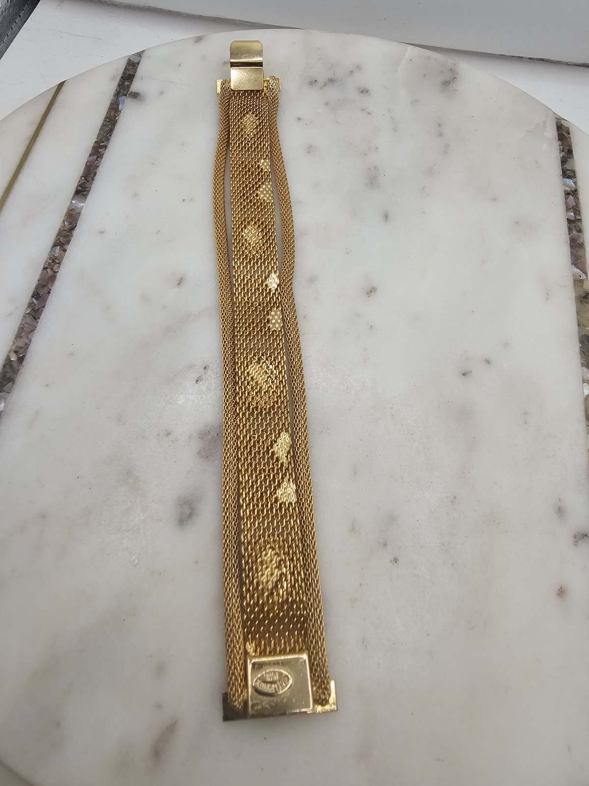 Vintage Celebrity NY Gold Tone Mesh Bracelet with Brown Cabochon Stones Retro