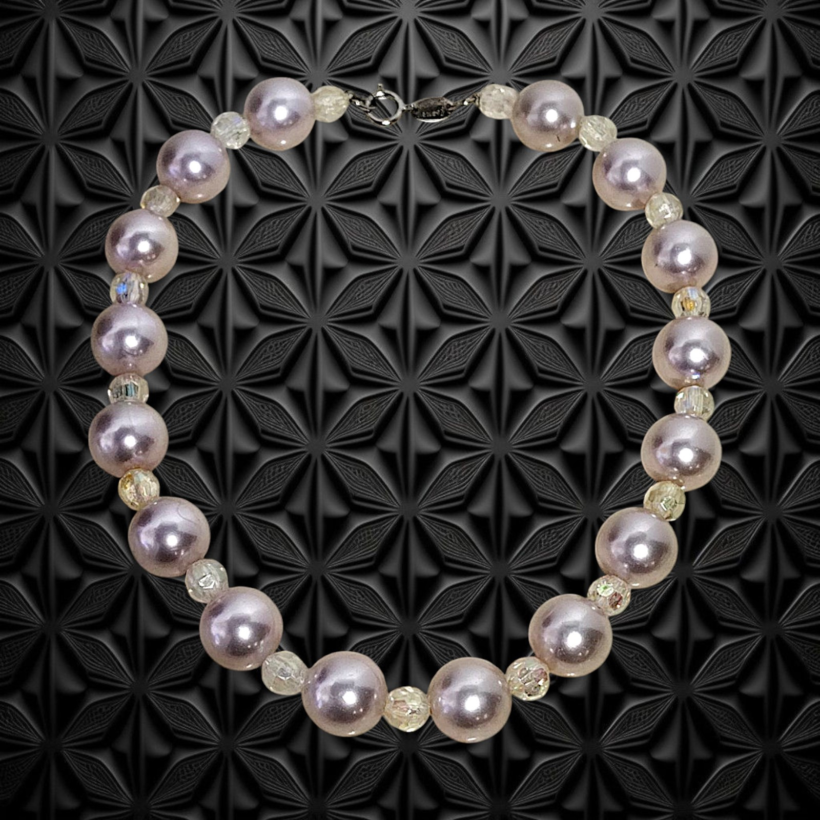 Joan’s Collectibles Vintage Faux Pearl Plastic Crystal Rhinestone Bead Necklace