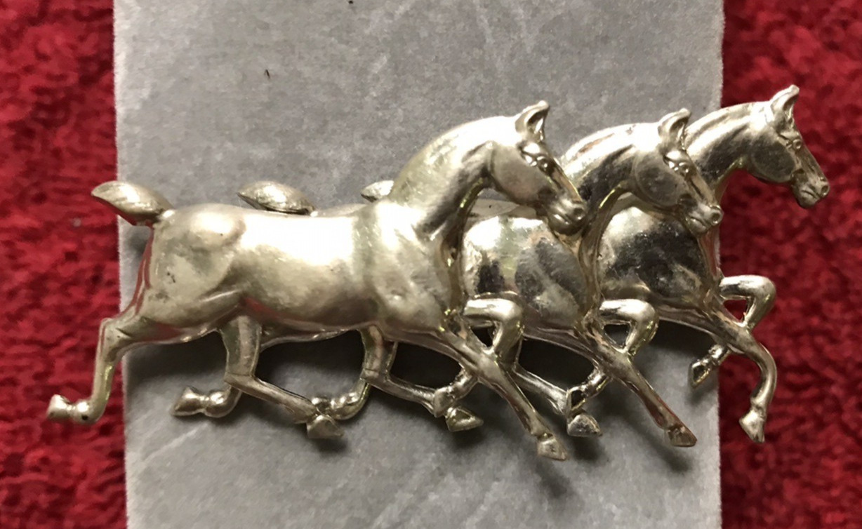 Vintage Sterling Silver 3 Galloping Horses Brooch Pin Running Horses Equestrian
