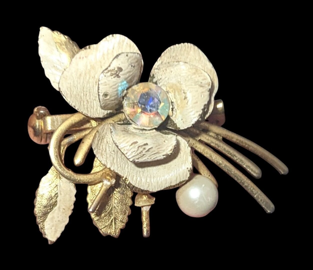 Vintage Cream And Gold Tone Whimsical Fantasy Floral Brooch
