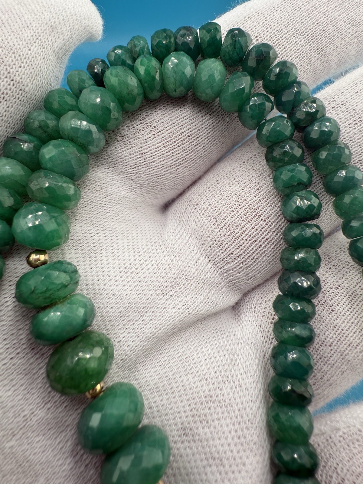 Wonderful Antique / Vintage Art Deco Faceted Beaded Emerald Color Beryl Necklace