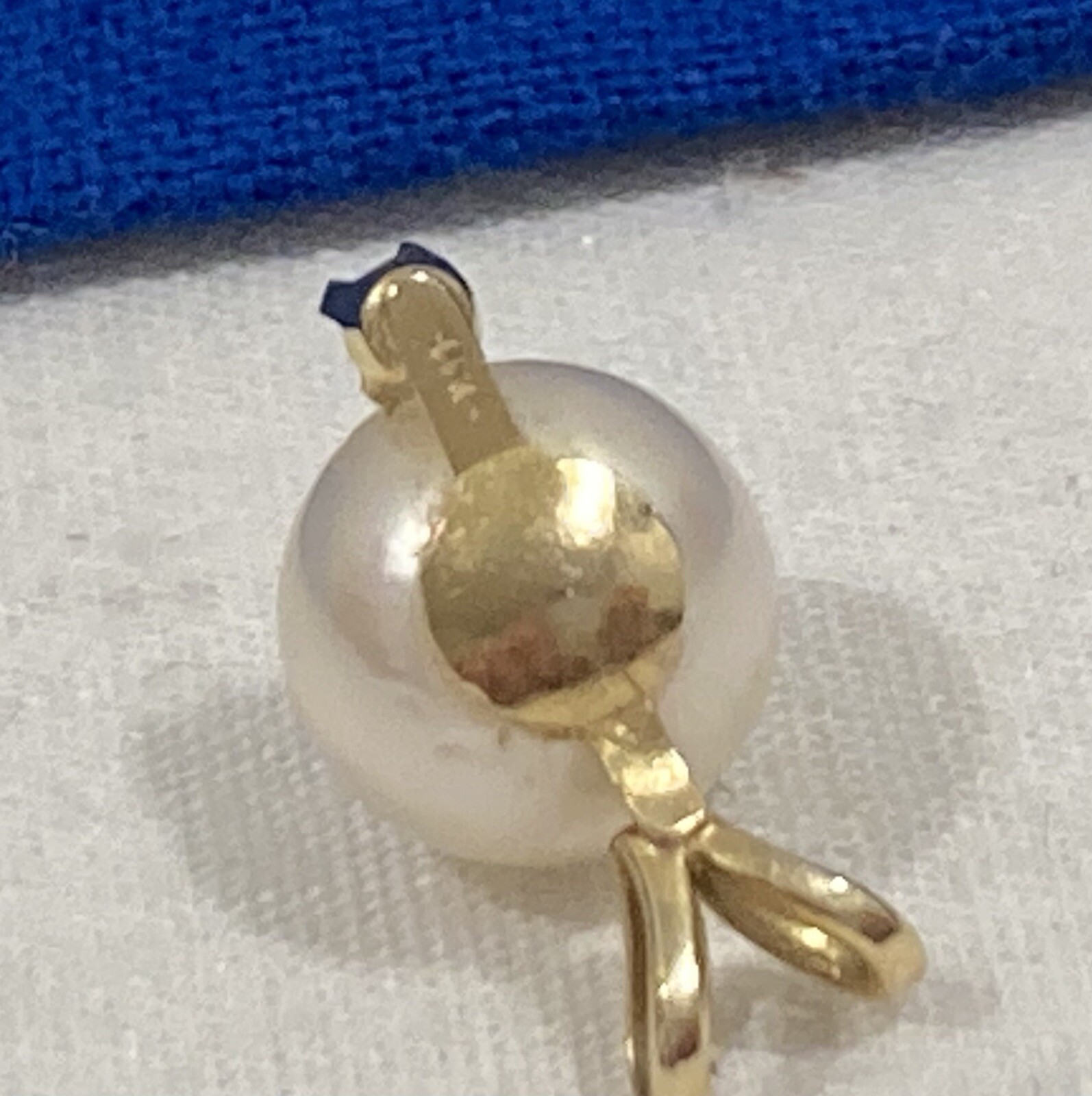 Vintage Signed 14k Solid Yellow Gold Single 7mm PEARL & CZ PENDANT 0.78 GRAMS