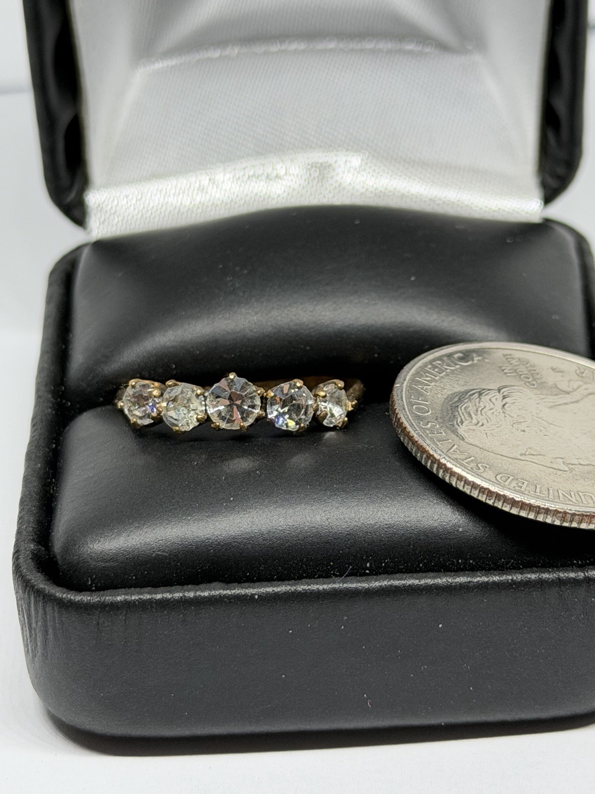 Vintage Retro Era 5 Paste Stones Goldtone Gilt Metal Sz 7 1/4