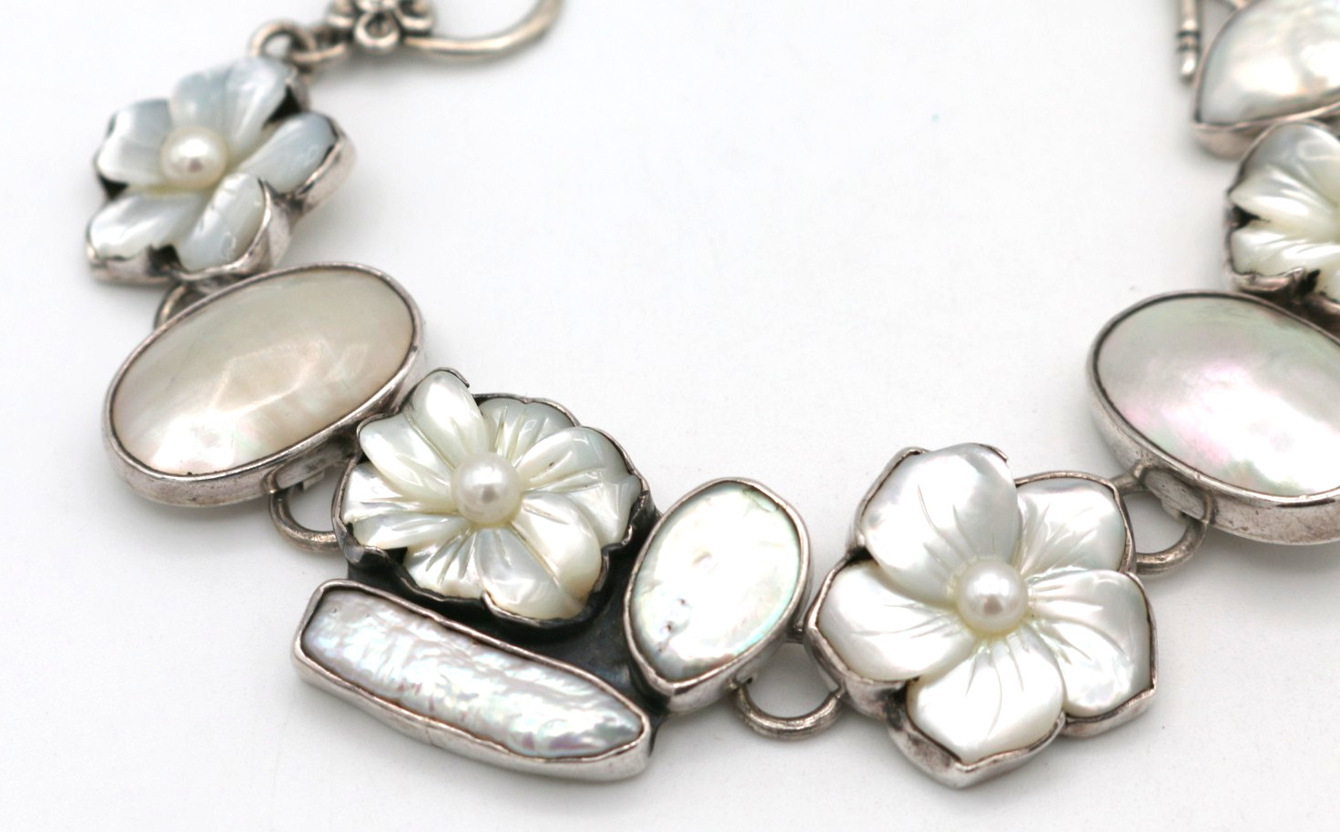 AKR Amy Kahn Russell Sterling Silver 925 Carved MOP Flowers Bracelet 7.5”