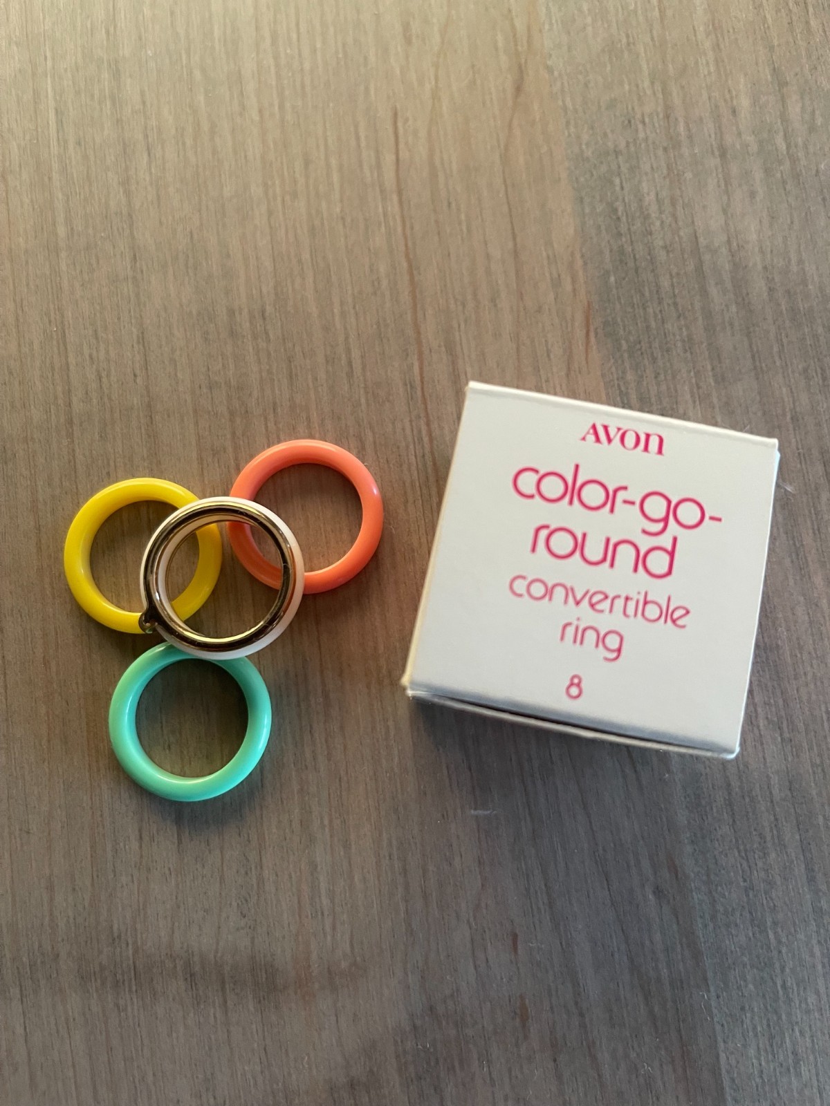 Vintage 1979 AVON Color- Go-Round Convertible Ring Set – Size 8