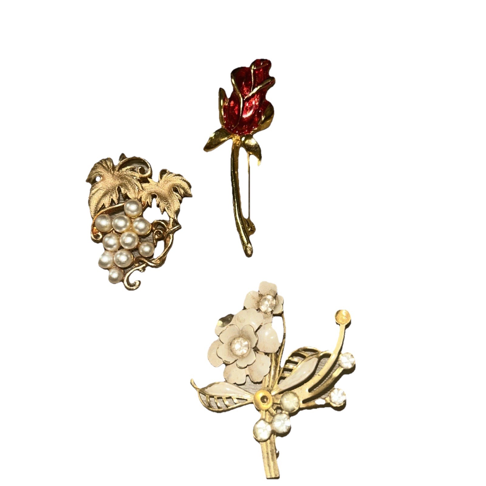 Vintage Lot Of Brooches Florals Grapes Fancy Rhinestones Enameled Whimsical