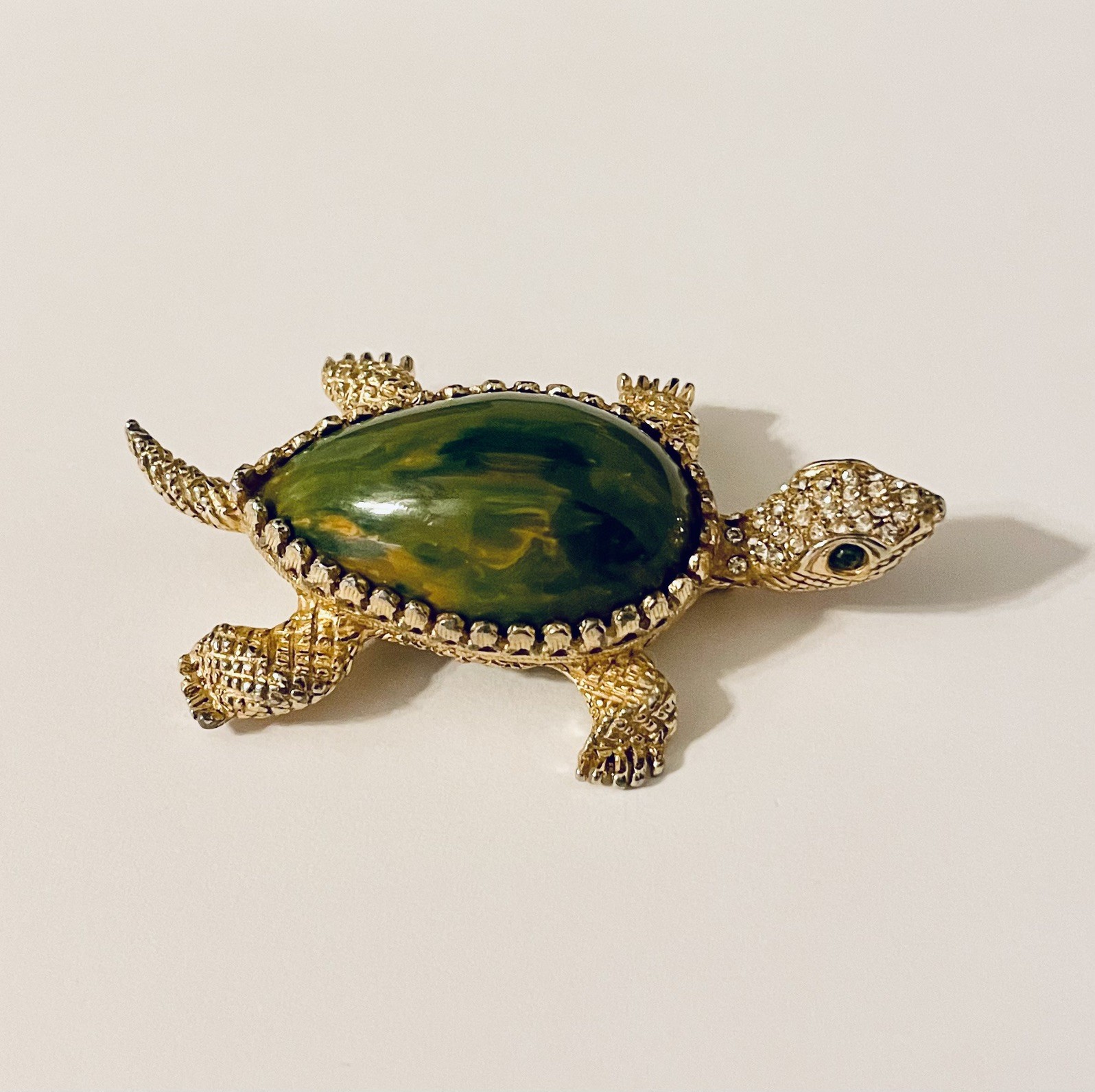 Vintage Signed HATTIE CARNEGIE Swirled Bakelite Turtle Rhinestone Brooch Pin