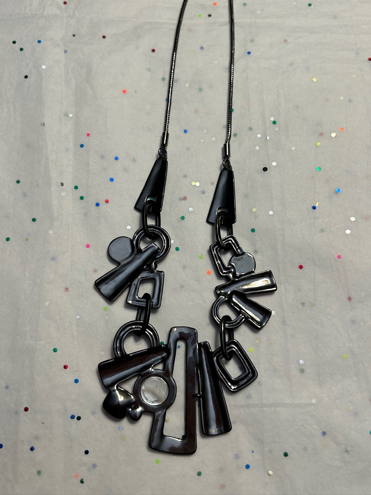 New Unique Geometric Modern BLACK & RED’s Gem, Enamel, Metal NECKLACE