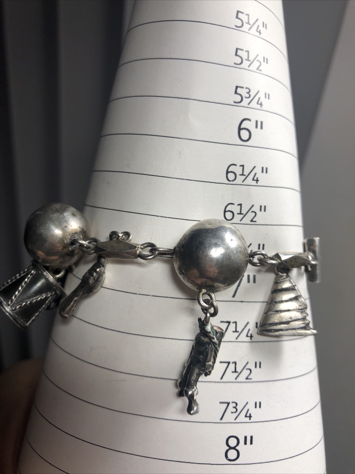 Vintage GUATEMALA Silver 900 Many Figural Dangle Charm Ball Link bracelet 7 1/2″