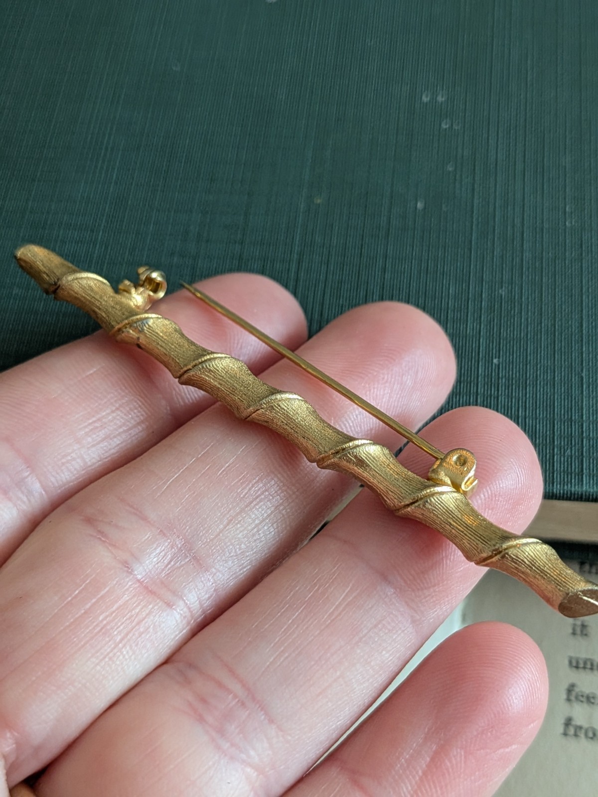 Vtg Organic Bamboo Bar Pin Gold Tone Branch Shaped Mid Cen Brooch Nature Inspire