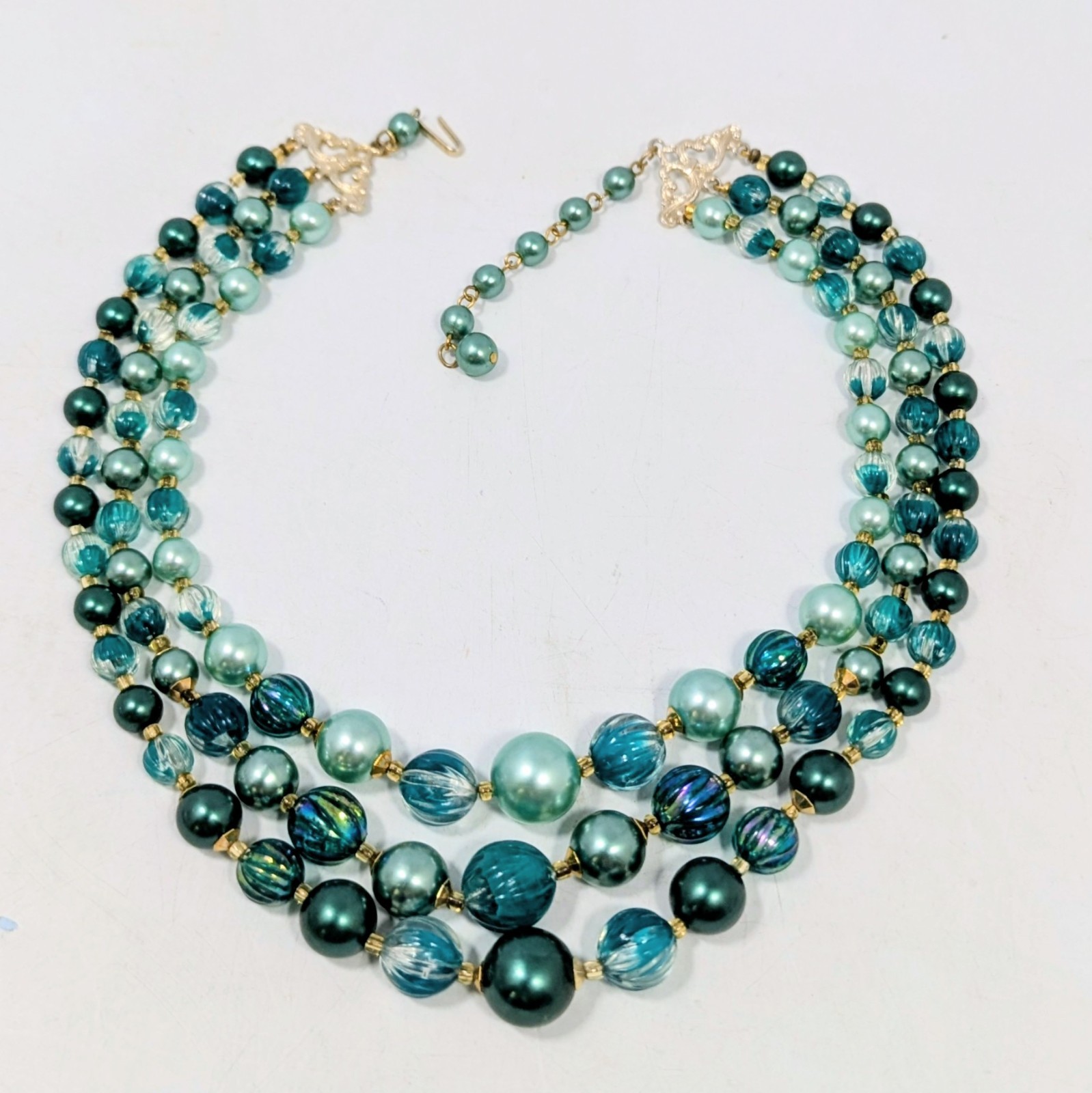 Vintage Teal Blue Multi Beaded 3 Strand Hong Kong 15-17″