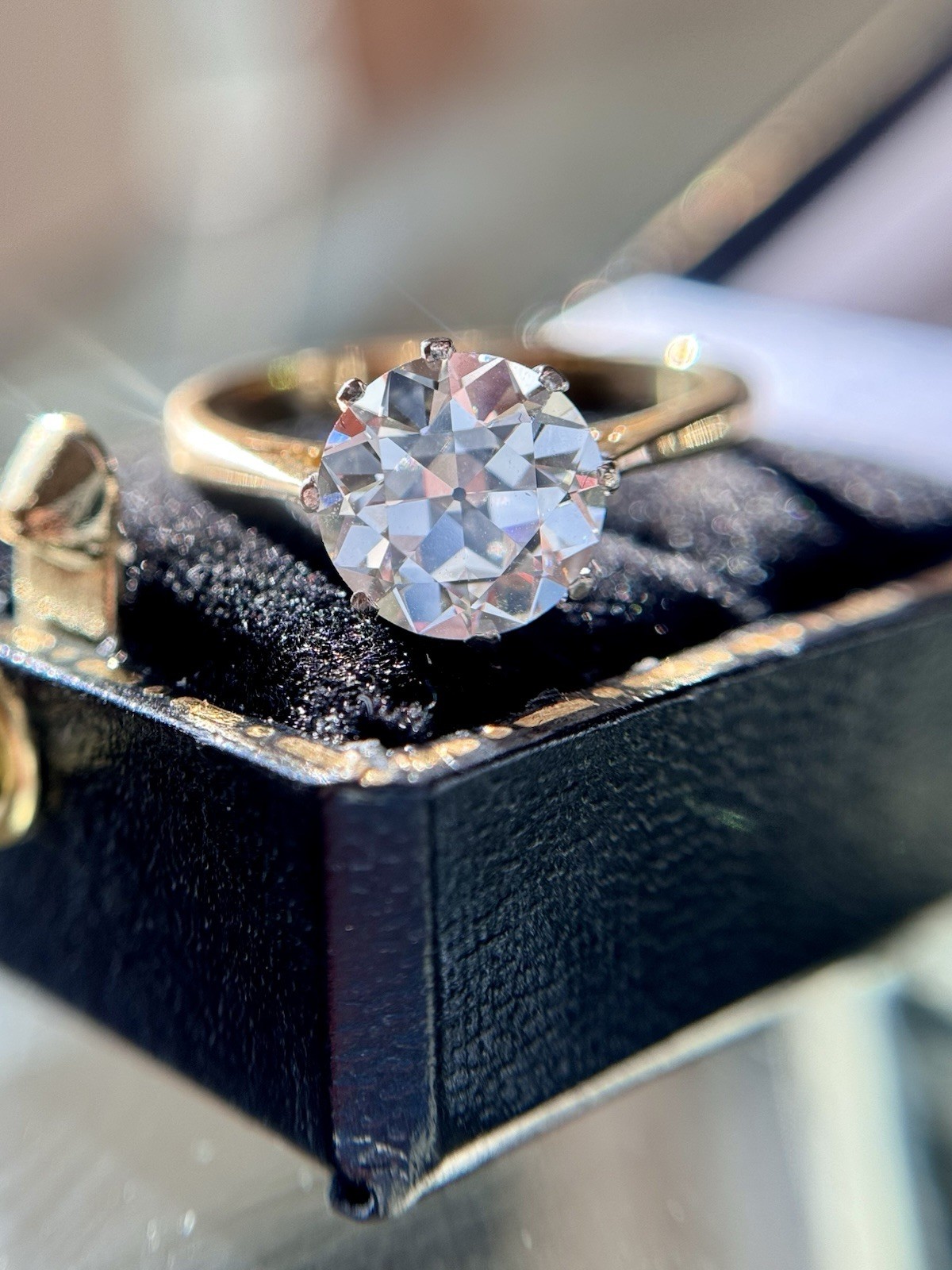 Vintage 18k Gold 2.35 carat Old European Cut Diamond Engagement Ring