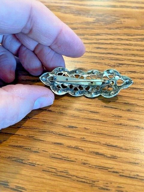 Vintage 1920’s Fishson Silverite Rhinestone Bar Brooch