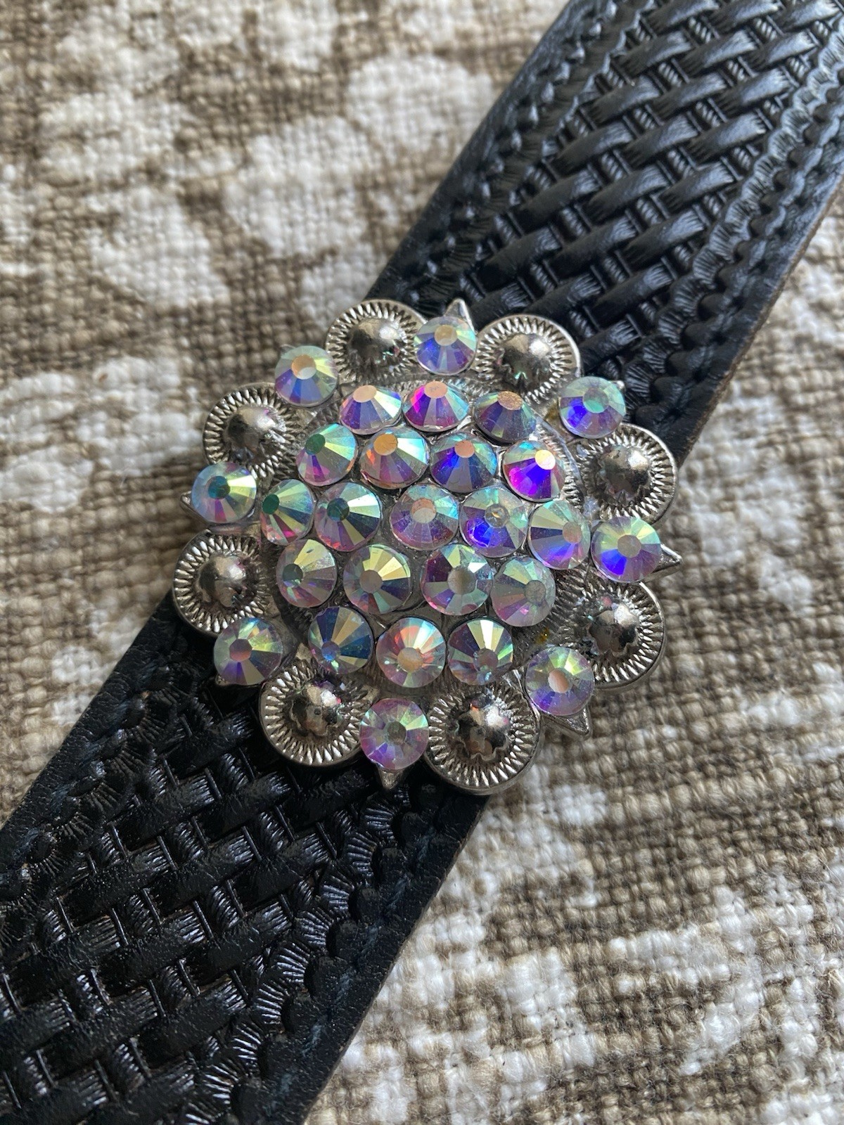 Reloved Leather – Western Rhinestone Leather Cuff Bracelet – Statement Piece ✨