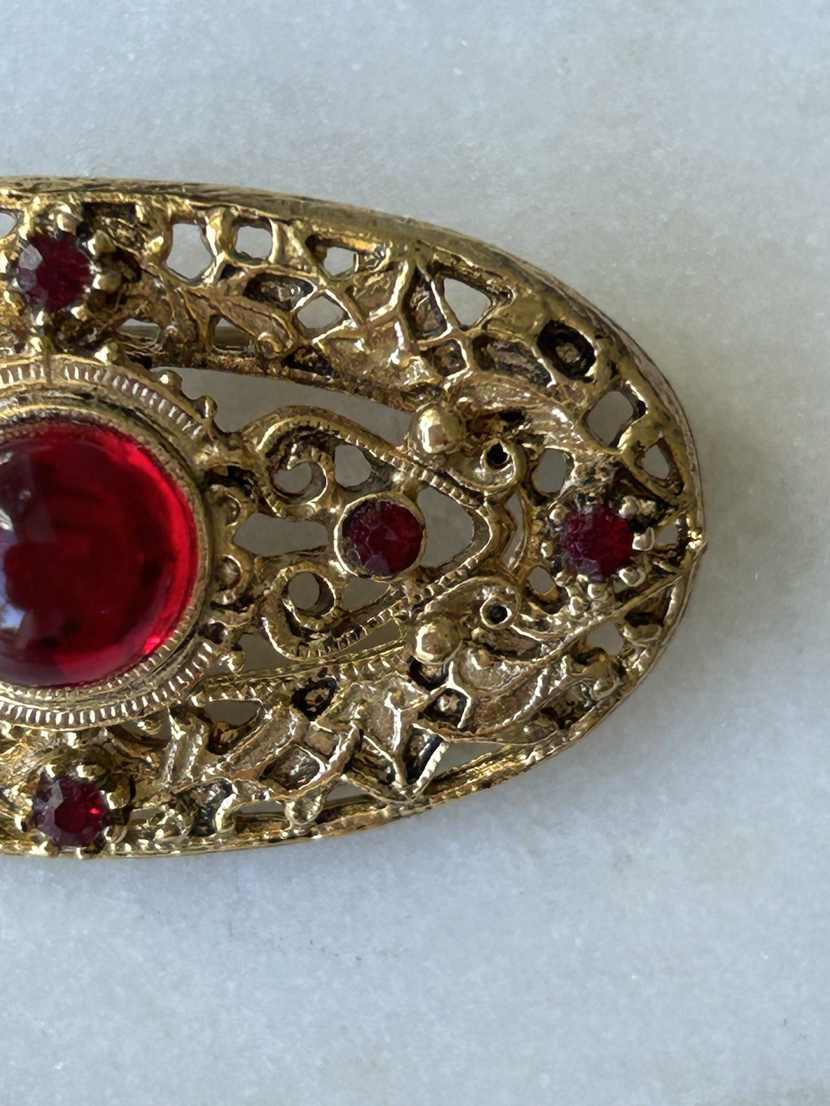 Vintage Victorian Revival Red Cabochon Rhinestone Gold Tone Filigree Brooch Pin
