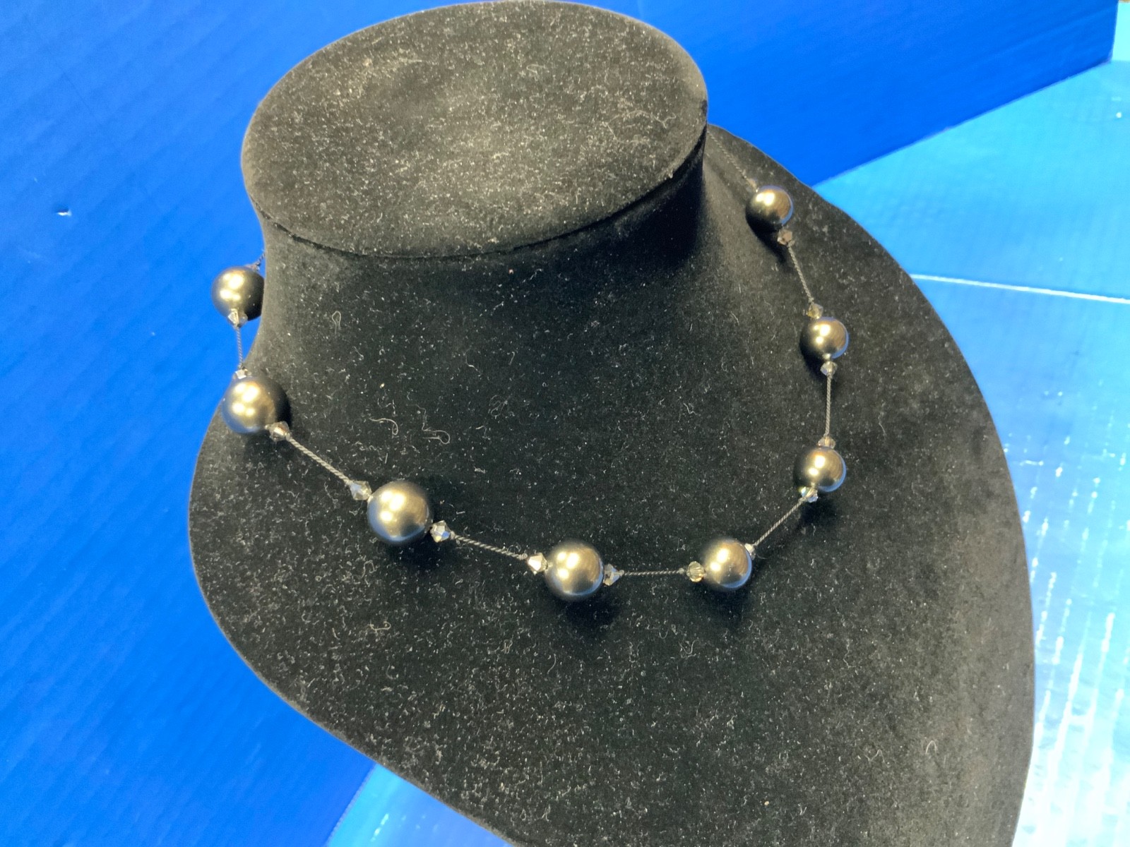 Alicia dark grey green knotted stone necklace 17″