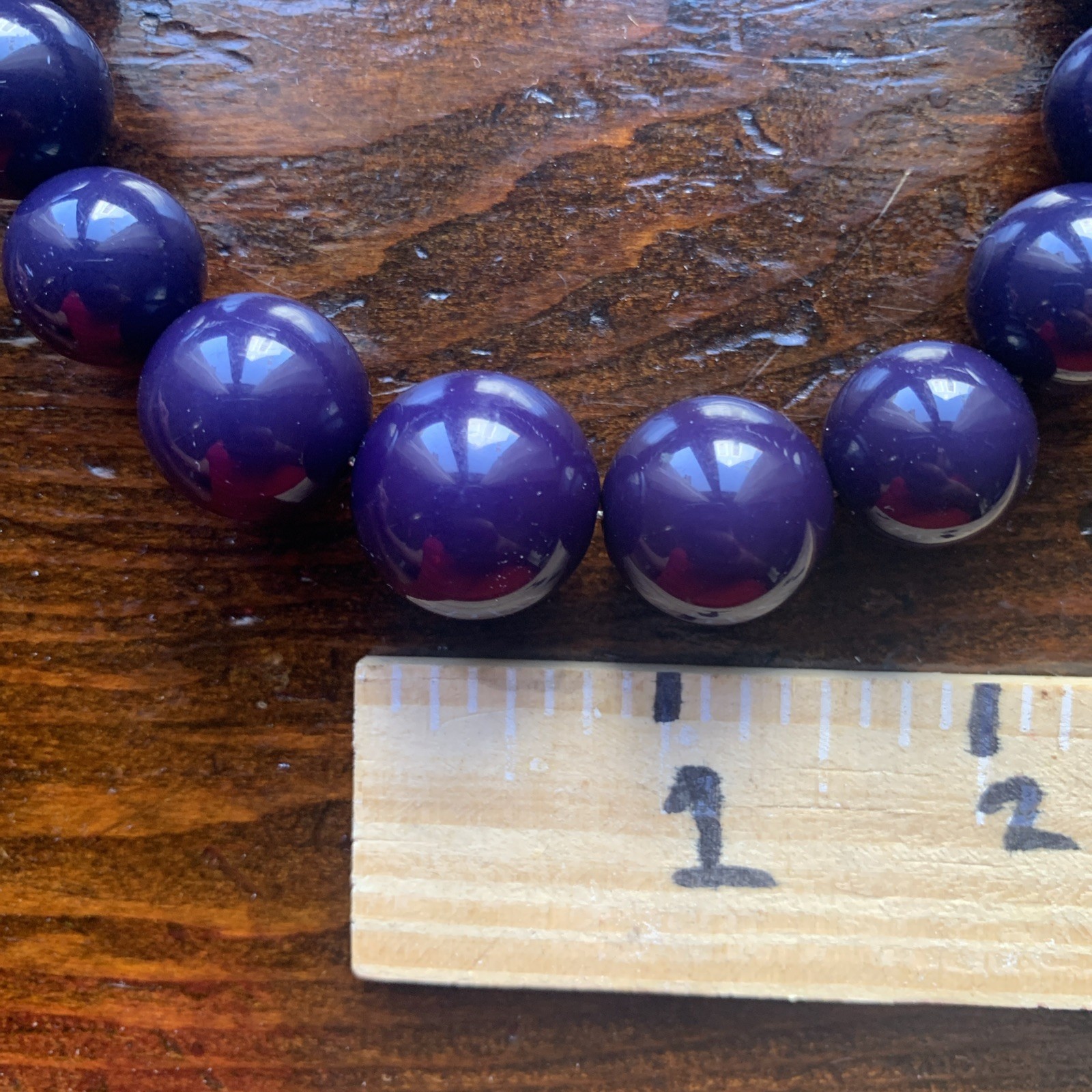 Graduated Purple Plastic Bead Necklace Retro Style 22 Inches