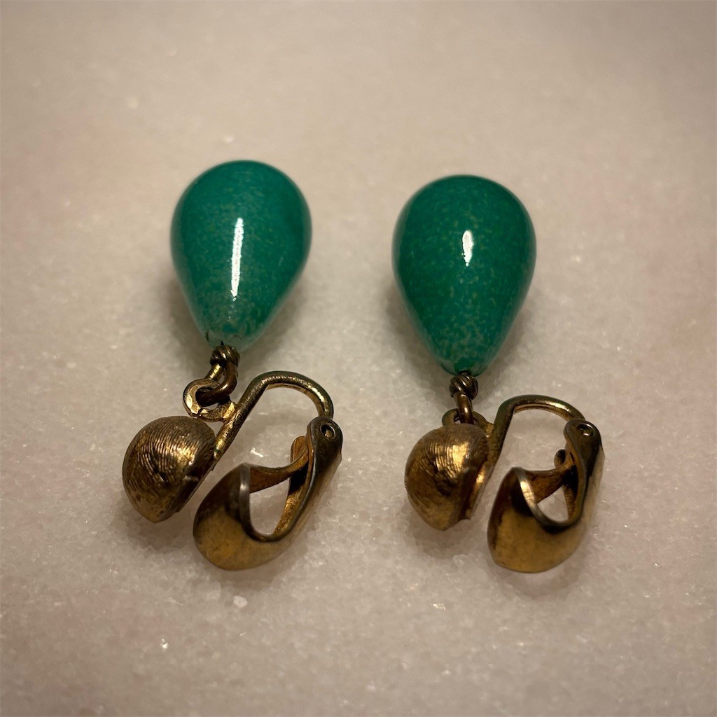 Vintage Teardrop Dangle Clip-On Earrings Green Textured Ball Gold Tone