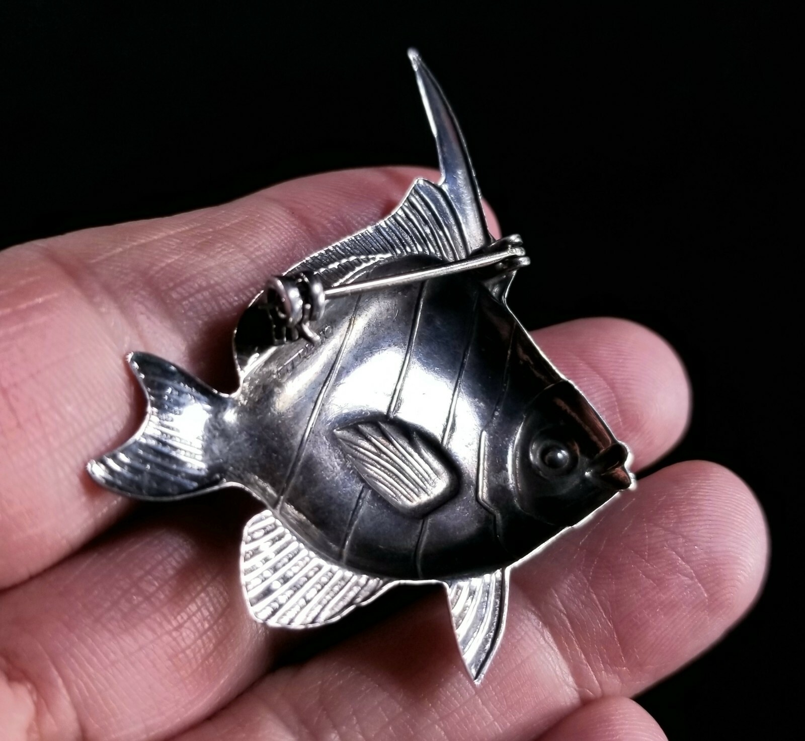 Modern Fish Brooch Or Pin Marked Sterling Silver 5 Grams 2 1/4 x1 7/8 Inches EXC