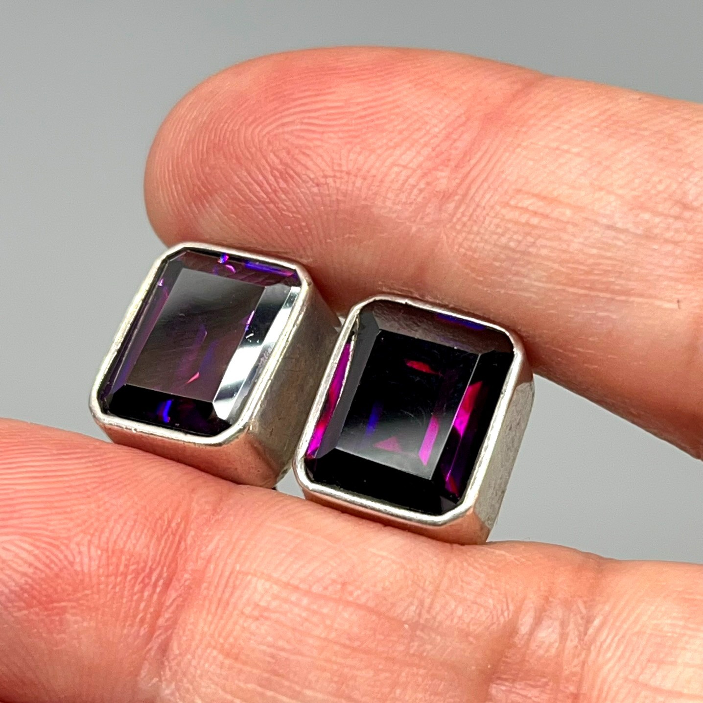 Vintage 1/2″ Square 925 Mex Sterling Silver Sparkling Amethyst Clip On Earrings