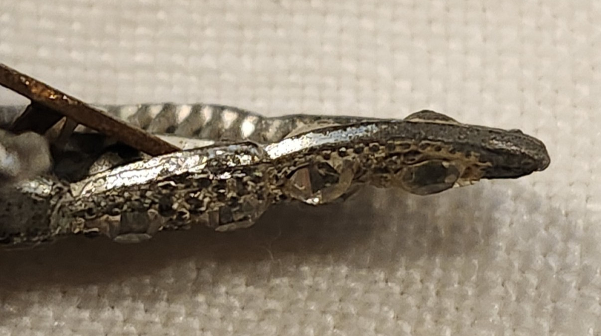 Vintage Art Deco Dress Clip – Silver Tone w/ Rhinestones & Filigree 2″ x 1.5″