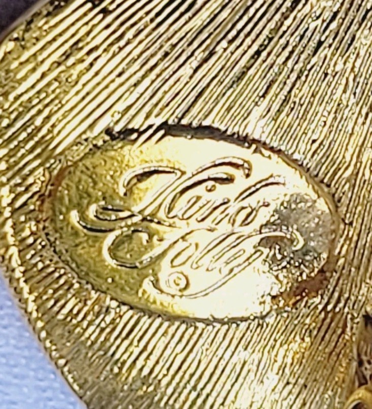 Kirks Folly Angel Brooch & Scallop Seashell Earrings Clip On Goldtone Crystals