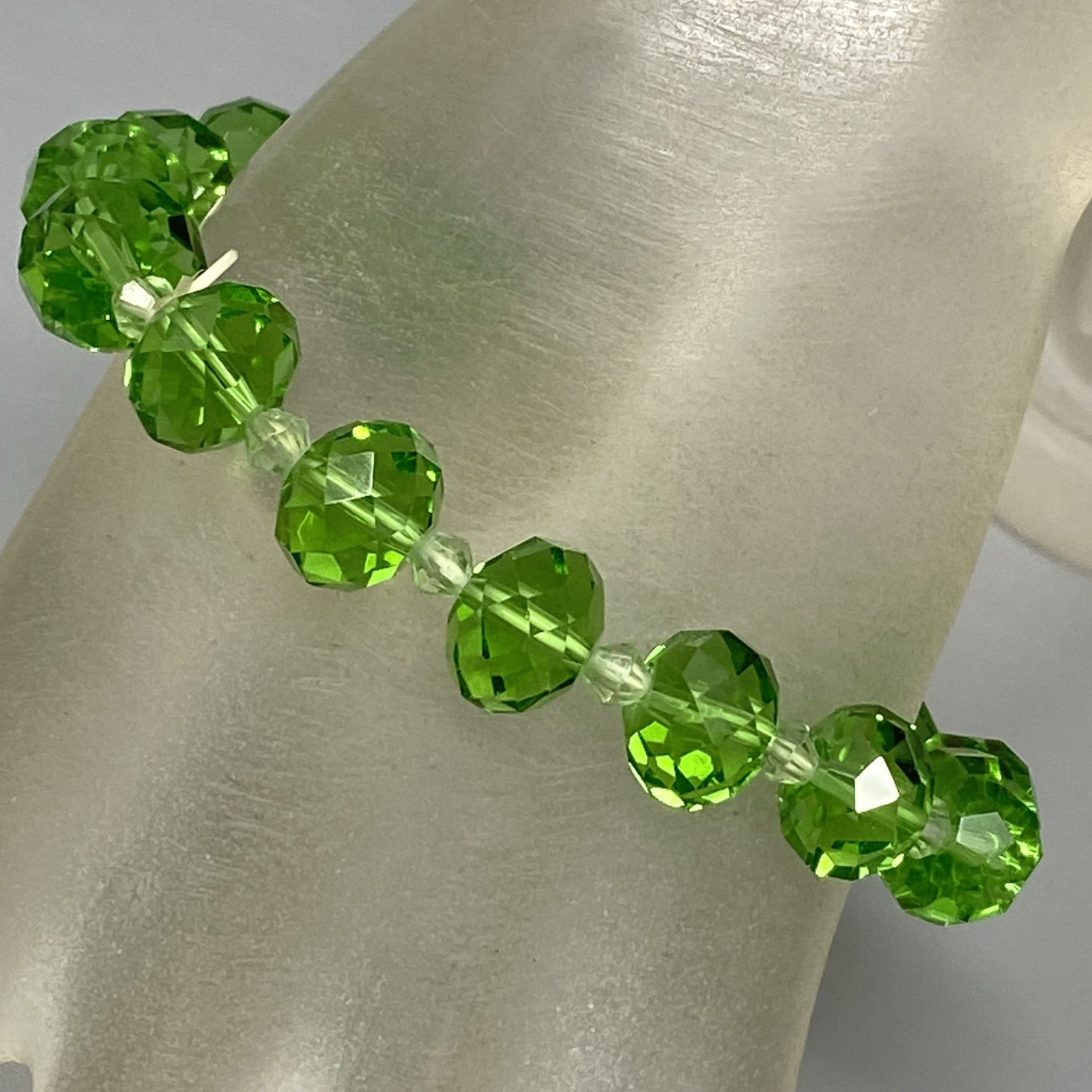 Green Glass Beaded Bracelet Stretch Elastic Faceted Transparent Bicone Spacer 7″