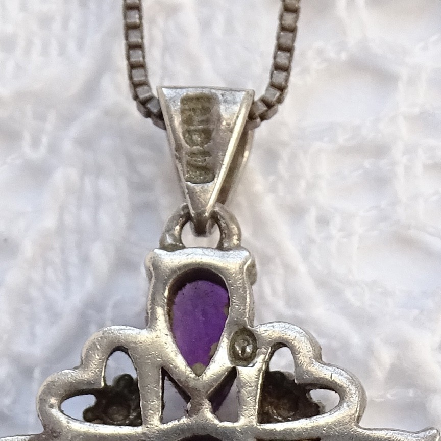 Vint SMALL Amethyst Cross Pendant Necklace Sterling Hearts Signed India 17.5 in